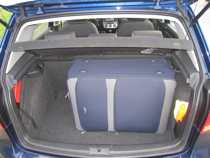 Golf V_valise_sur_flanc