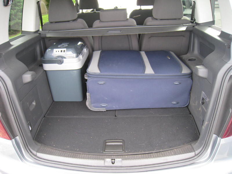 Touran IPh2_5pl_glaciere_valise_plat